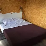 Pensjonat Dans En Bois Avec Piscine Ecologique
